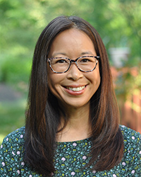 Deborah Lee, MA, MSW headshot